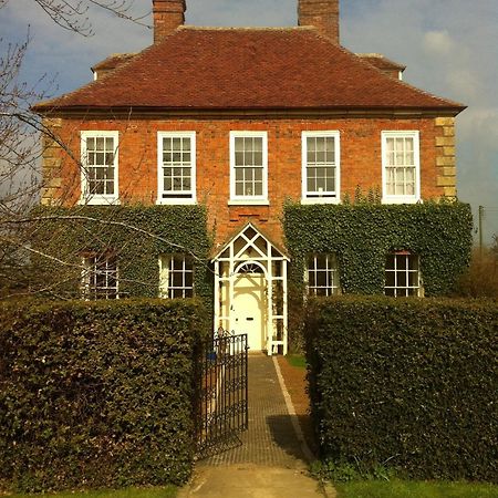 Whitchurch Farm Guesthouse 앨더민스터 외부 사진