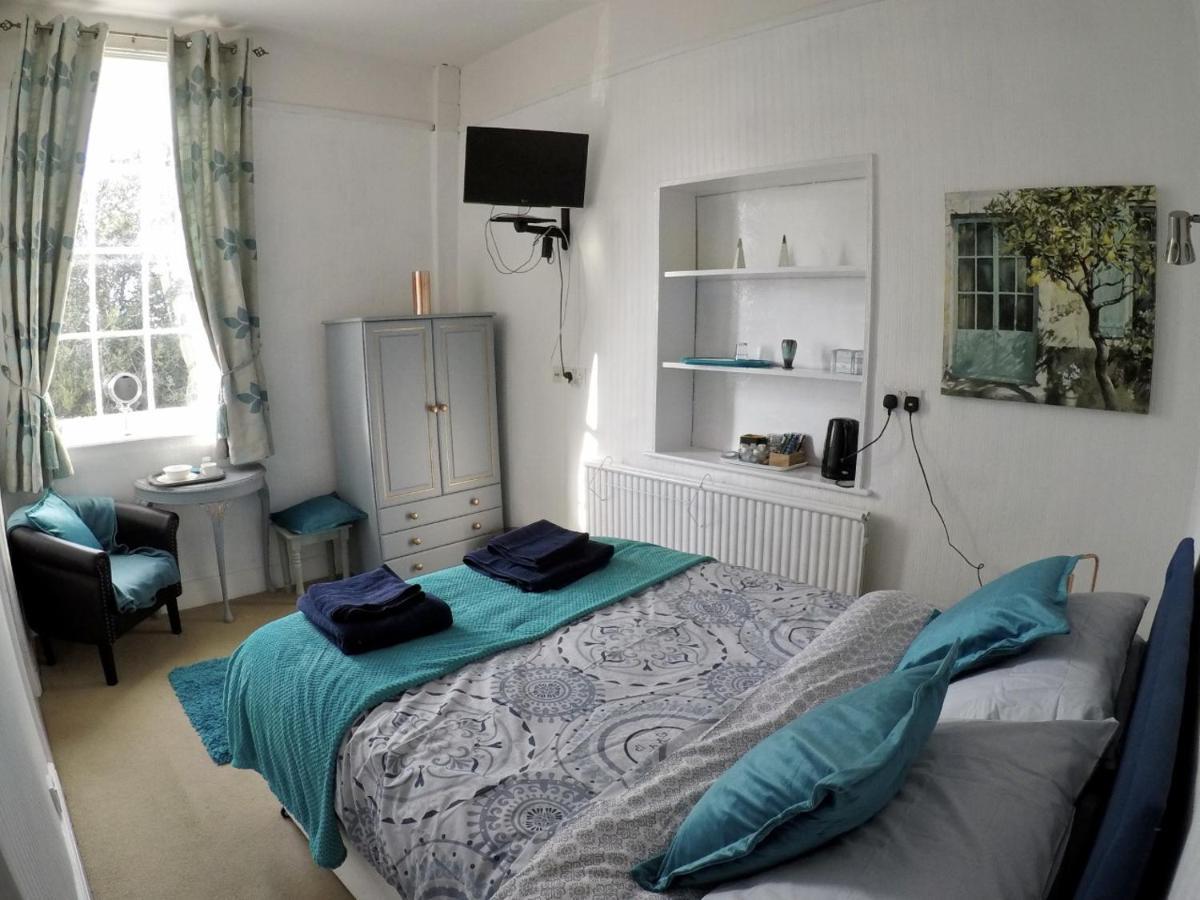 Whitchurch Farm Guesthouse 앨더민스터 외부 사진